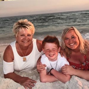 Meet your Posher, Debby